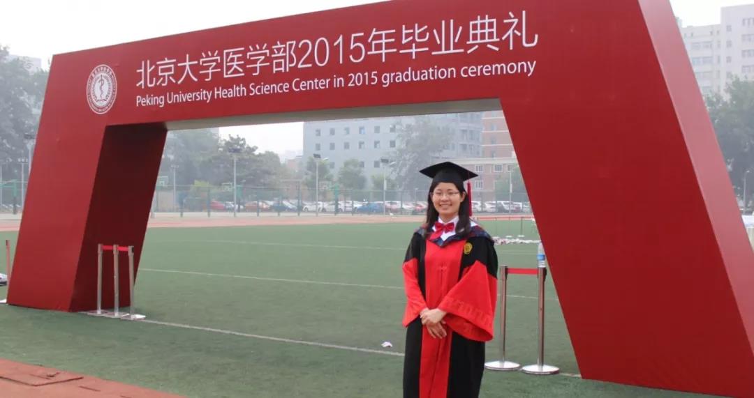 作为从中国大陆口腔排名靠前的名校毕业的博士，闫燕许多患者的正畸难度都很高。
